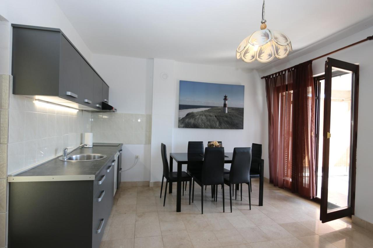 Apartment Lidija Silo  Bagian luar foto